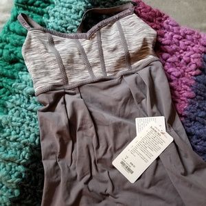 Lululemon buleris space dye grey magnum bnwt sz 4